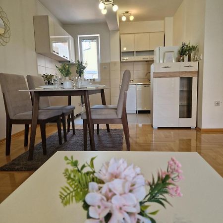 Kamche Lux Apartment سكوبجي المظهر الخارجي الصورة