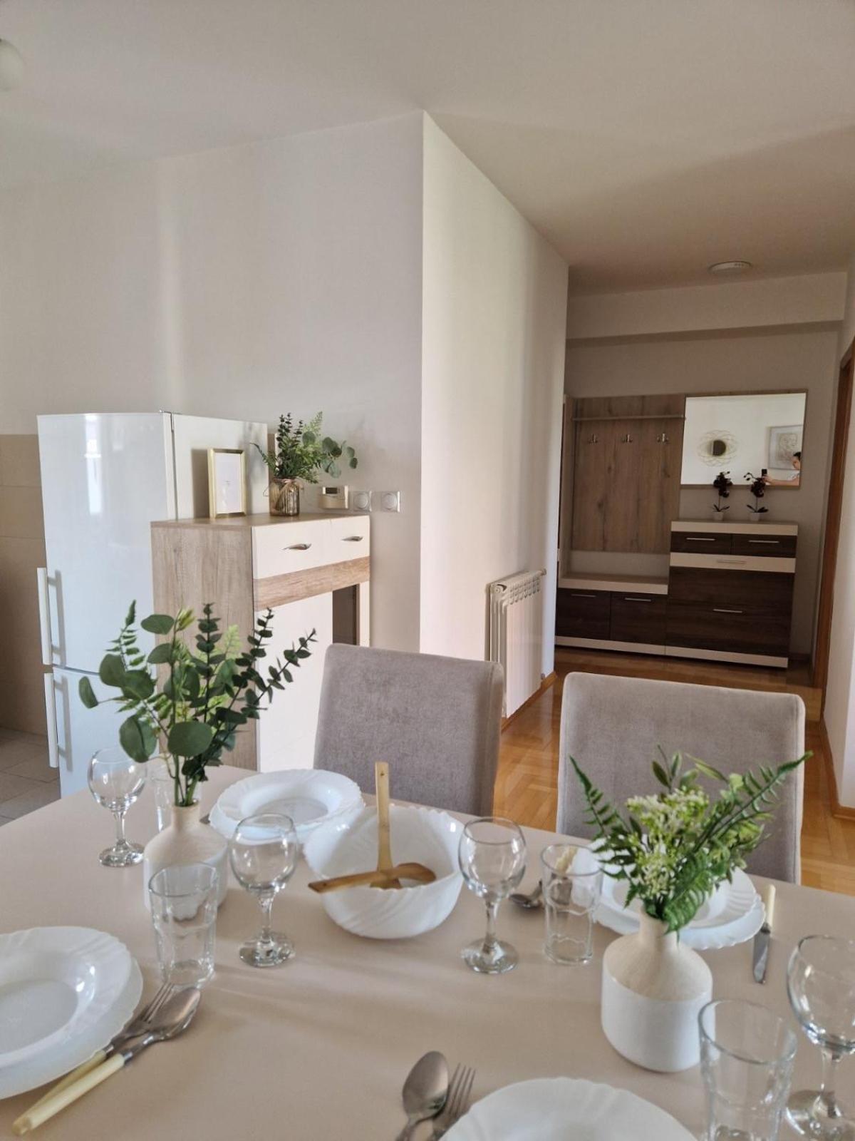 Kamche Lux Apartment سكوبجي المظهر الخارجي الصورة