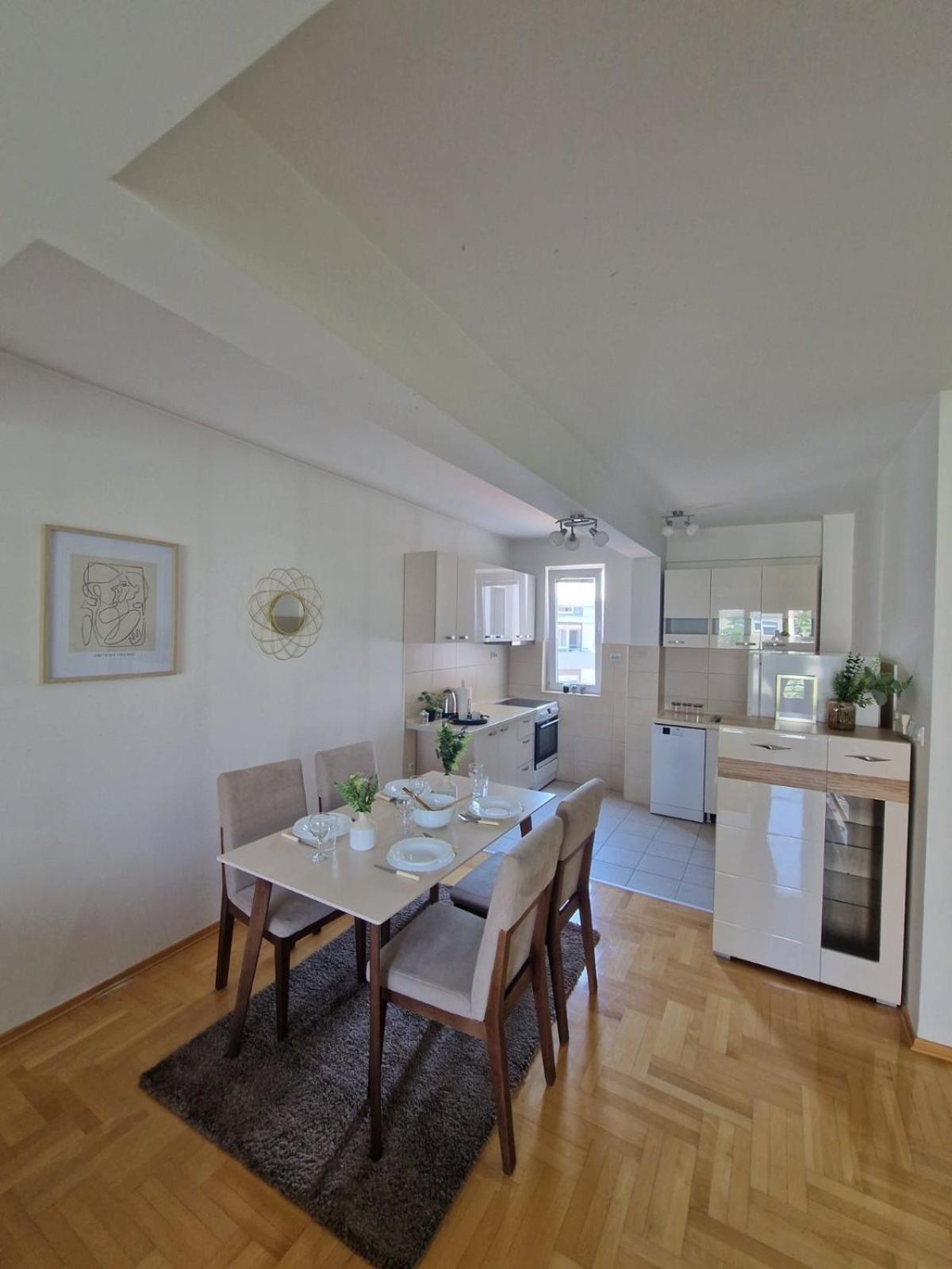 Kamche Lux Apartment سكوبجي المظهر الخارجي الصورة