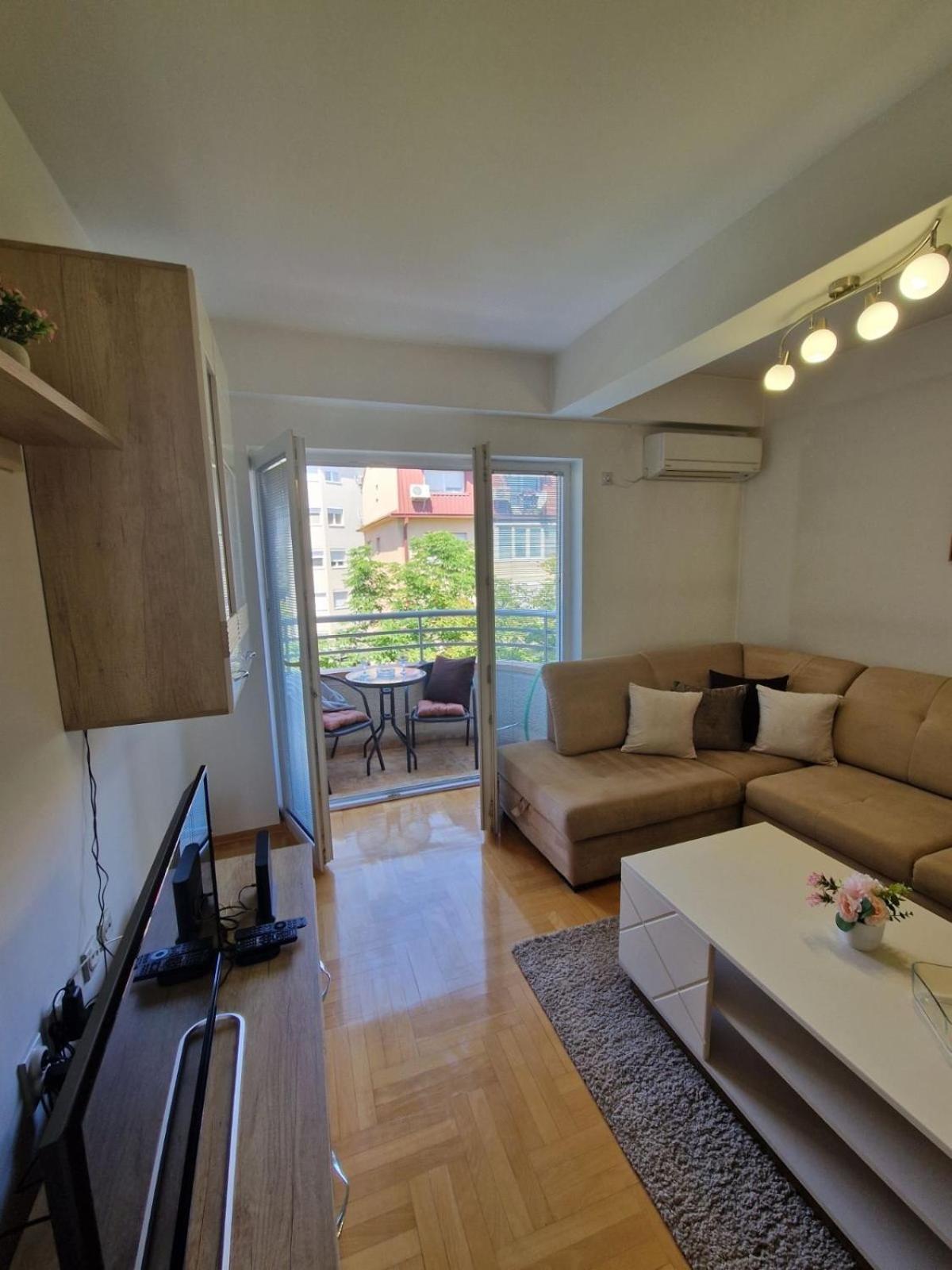 Kamche Lux Apartment سكوبجي المظهر الخارجي الصورة