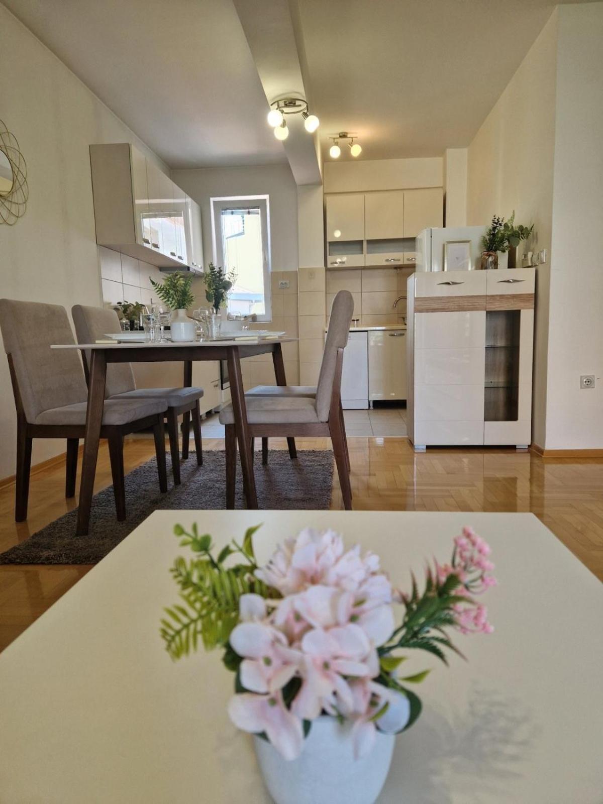 Kamche Lux Apartment سكوبجي المظهر الخارجي الصورة